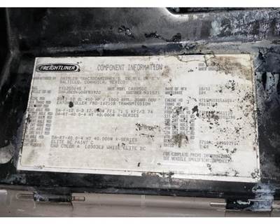 Detroit DA-F-12.0-3 Front Axle Assembly for a Freightliner CASCADIA