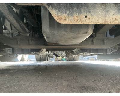 Detroit DA-F-12.0-3 Front Axle Assembly for a Freightliner CASCADIA