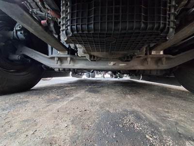 Detroit DA-F-12.5-3 Front Axle Assembly for a Freightliner CASCADIA