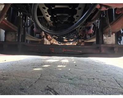 Detroit DA-F-12.5-3 Front Axle Assembly for a Freightliner Cascadia 125