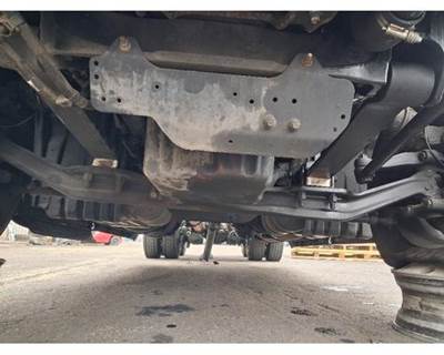 Detroit DA-F-12.5-3 Front Axle Assembly for a Freightliner CASCADIA