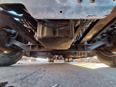 Detroit DA-F-13.3-3 Front Axle Assembly for a Freightliner CASCADIA