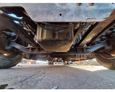 Detroit DA-F-13.3-3 Front Axle Assembly for a Freightliner CASCADIA