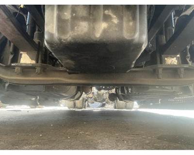 Detroit DA-F-13.3-3 Front Axle Assembly for a Freightliner CASCADIA