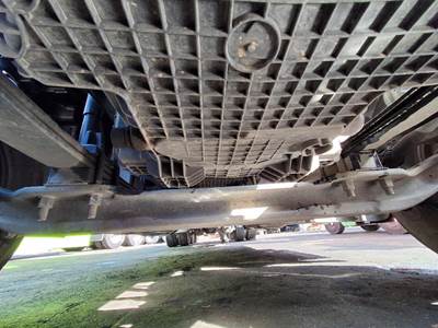 Detroit Front Axle Assembly for a Freightliner CASCADIA