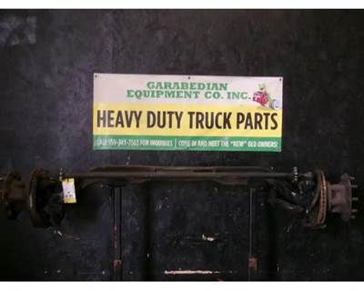 Eaton-Spicer D850F Front Axle Assembly for a International 4200
