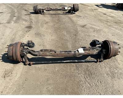 Eaton-Spicer E1202I Front Axle Assembly for a Volvo VNL