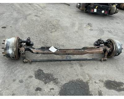 Eaton-Spicer E1202W Front Axle Assembly for a International 8600