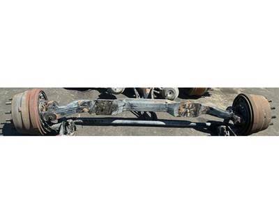 Eaton-Spicer Front Axle Assembly for a Peterbilt 384