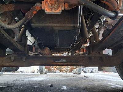 Eaton-Spicer EFA12F4 Front Axle Assembly for a Peterbilt 378