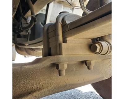 Eaton-Spicer I-100SG Front Axle Assembly for a International 4300