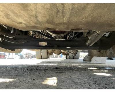 Eaton-Spicer I-220 Front Axle Assembly for a Peterbilt 320