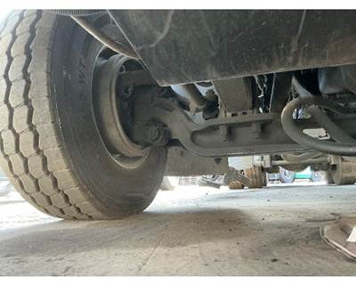 Peterbilt Front Axle Assembly for a Peterbilt 320