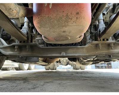 Eaton-Spicer ID PENDING Front Axle Assembly for a Peterbilt 579
