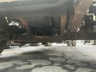 Ford F-700 Front Axle Assembly for a Ford F700