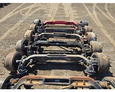 Ford LS8000 Front Axle Assembly