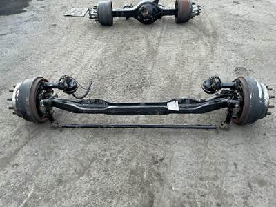 Freightliner Cascadia 125 Front Axle Assembly