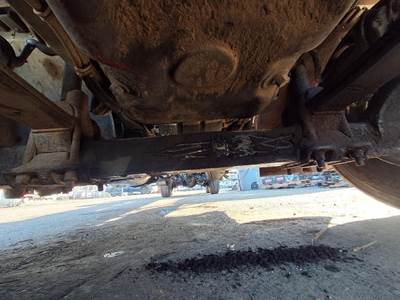 Freightliner Columbia Front Axle Assembly