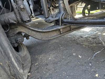 Freightliner Coronado Front Axle Assembly