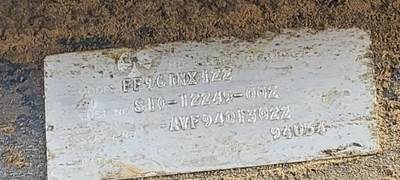 Freightliner FLD120 Front Axle Assembly