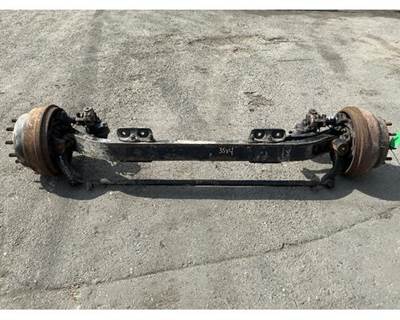 Hendrickson SteerTek Front Axle Assembly for a International ProStar