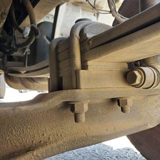 International 4300 Front Axle Assembly