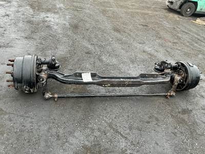 International 9200i Front Axle Assembly