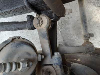 Mack Midliner MS250P Front Axle Assembly for a Mack MS250P