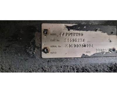 Mack Pinnacle CXU612 Front Axle Assembly for a Mack CXU612