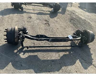 Mack Pinnacle CXU612 Front Axle Assembly for a Mack CXU612