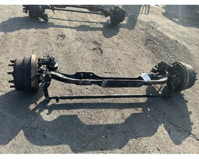 Mack Pinnacle CXU612 Front Axle Assembly for a Mack CXU612