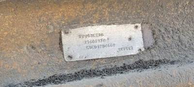 Mack Pinnacle CXU613 Front Axle Assembly for a Mack CXU613