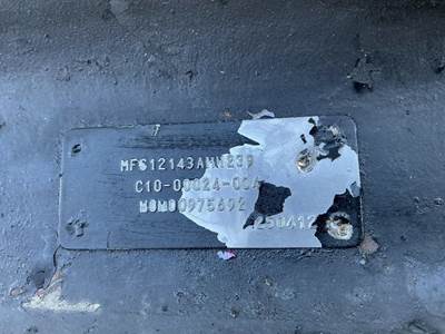 Meritor-Rockwell MFS12143A Front Axle Assembly for a Freightliner Cascadia 113