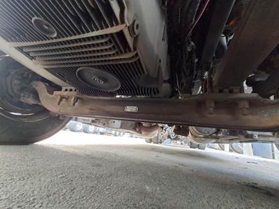 Meritor-Rockwell 579 Front Axle Assembly for a Peterbilt 579