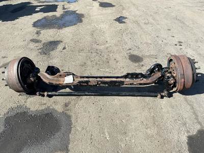 Meritor-Rockwell 579 Front Axle Assembly for a Peterbilt 579