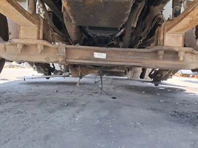 Meritor-Rockwell FD965NX31 Front Axle Assembly for a Freightliner FL70