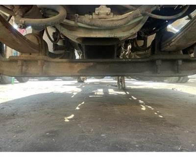 Meritor-Rockwell FF961 Front Axle Assembly for a Freightliner FL Cabover