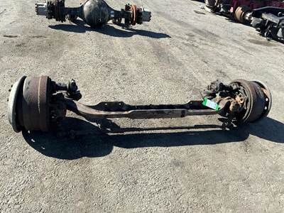 Meritor-Rockwell Front Axle Assembly for a Volvo VNL