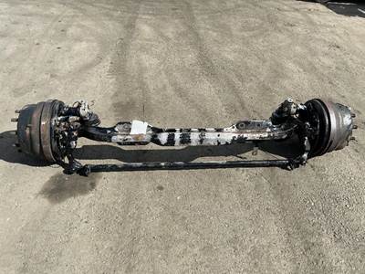 Meritor-Rockwell FF966 Front Axle Assembly for a Mack CXU612
