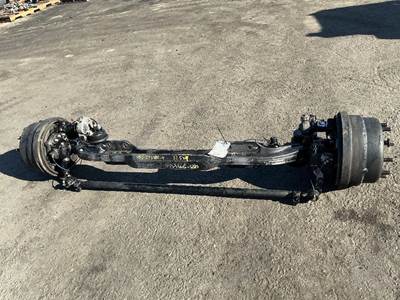 Meritor-Rockwell FF967 Front Axle Assembly for a Mack CXU612