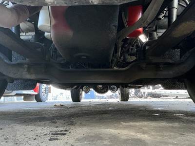 Meritor-Rockwell FF967 Front Axle Assembly for a Mack CXU612