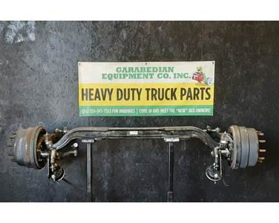 Meritor-Rockwell FF981 Front Axle Assembly for a Freightliner CENTURY CLASS 120