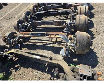 Meritor-Rockwell FL941 Front Axle Assembly for a Ford F650