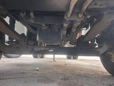 Meritor-Rockwell MFS12122A Front Axle Assembly for a International 4400