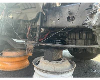 Meritor-Rockwell MFS12132B Front Axle Assembly for a Freightliner Cascadia 126