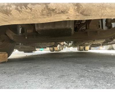 Meritor-Rockwell MFS12143A Front Axle Assembly for a Freightliner CASCADIA