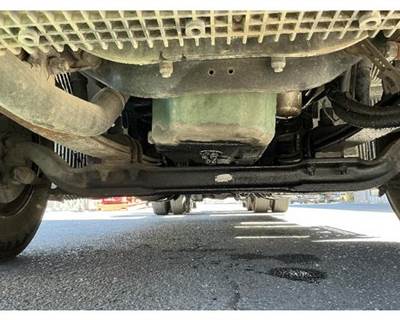 Meritor-Rockwell MFS12E122A Front Axle Assembly for a Volvo VNL