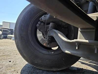 Meritor-Rockwell MFS12E132C Front Axle Assembly for a International RH613