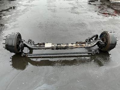Peterbilt Front Axle Assembly for a Peterbilt 587