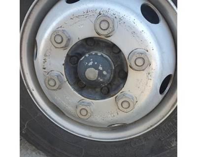 Mitsubishi Fuso FEC925 Front Axle Assembly for a Mitsubishi FEC92S